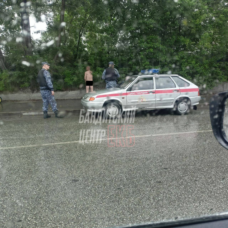 Мужчину задержали на улице 40 лет ВЛКСМ