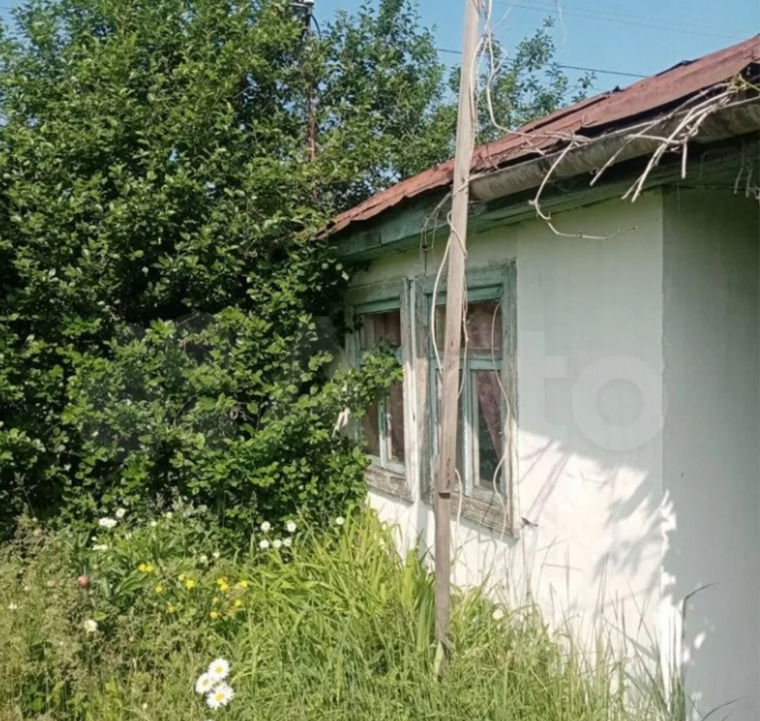 Участок продается за 240 тысяч рублей