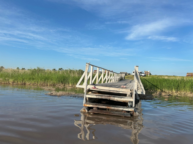 Ранее обмелевшее озеро вновь наполнилось водой, на фото: июнь 2024 года