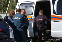 Последствия взрыва газа в жилом доме по ул. Набережная в посёлке Боровский. Тюмень, мчс, свидетели, происшествие, полиция, чс, машина