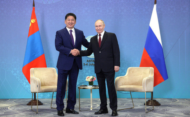 Владимир Путин прибыл в Астану