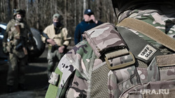 Военно-тактическая подготовка гражданского населения на полигоне. Пермь, тренировка, автомат калашникова, противостояние, военные, солдаты, оружие, вооружение, инструктаж, война, подготовка, ак, конфликт, вооруженные силы, вооруженные люди, вооруженный человек, весна, солдат, мобилизация, сво, военный, ак 74