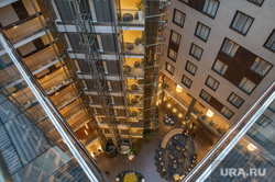 Аэропорт Внуково. Пермь, отель, гостиница, double tree by hilton, лифтовая шахта, лобби бар