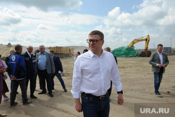 Осмотр хода рекультивации  свалки, реконструкции очистных сооружений, реконструкции здания театра куклы и актера «Буратино», возложение цветов к памятнику «Тыл фронту». Магнитогорск, текслер алексей