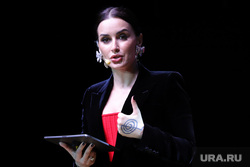 Битва ораторов: Мария Захарова и Тина Канделаки в Teatro Veneziano. Екатеринбург, канделаки тина