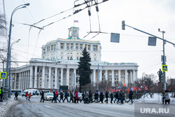 Митинг против передачи Курил Японии. Москва, суворовская площадь, театр российской армии