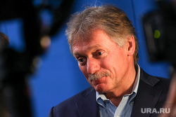 Прессекретарь президента России Дмитрий Песков на пресс-конференции по окончанию голосования на выборах 2024. Москва, песков дмитрий, топ