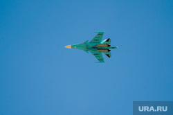 Празднование Дня Победы. Челябинск, су34, бомбардировщик, су-34