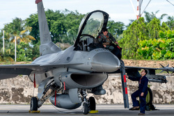 Истребитель F-16. stock, нато, сша, истребитель, f-16, ф-16, stock