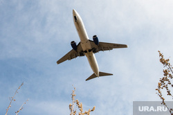 Взлет и посадка самолетов в аэропорту "Кольцово". Екатеринбург, boing 737, авиация, боинг737, самолет, vq-boy