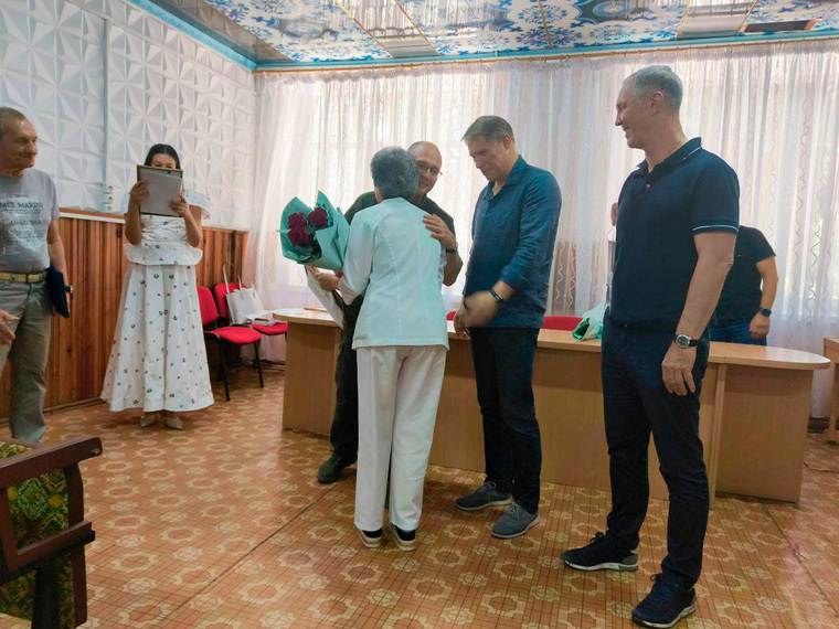 Сергей Кириенко поблагодарил медиков Алешкинской больницы за профессионализм в условиях вражеских обстрелов