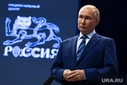 Владимир Путин на выставке "Россия" на ВДНХ. Москва, путин владимир
