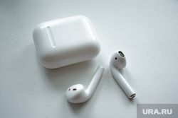 Беспроводные наушники, наушники, гаджет, беспроводные наушники, airpods