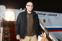 Возвращенный в страну россиянин рассказал, как его чуть не убили в тюрьме США