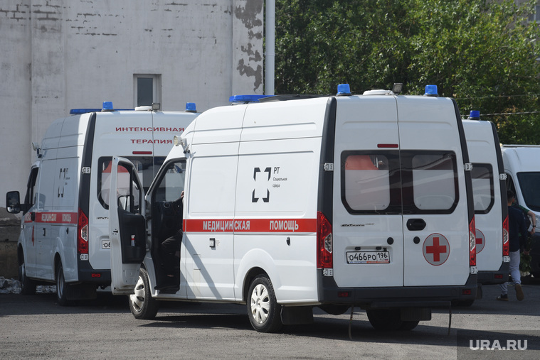 Прощание с погибшими под завалами при обрушении дома по улице Сибирская 81 в Нижнем Тагиле