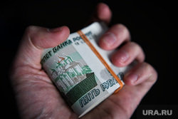 Компания Oracle хочет забрать у своих бывших сотрудников 50 млн рублей, выданных в качестве премии