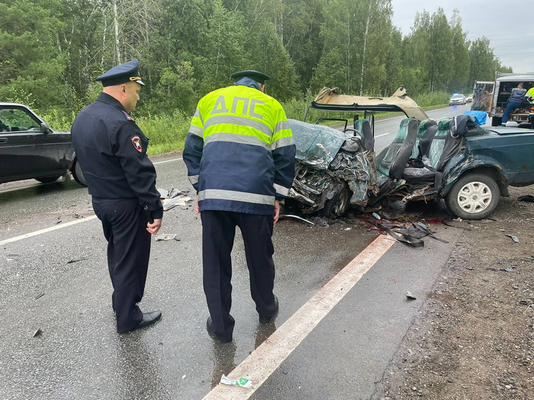 Водитель «Жигули» скончался до приезда скорой