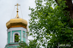Клипарт. Пермь, часовня, крест, храм, церковь, вера, купол, лето, религия, христианство, дерево, православие, ветви