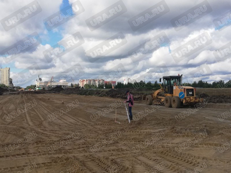Новая дорога строится по улице Алексеева