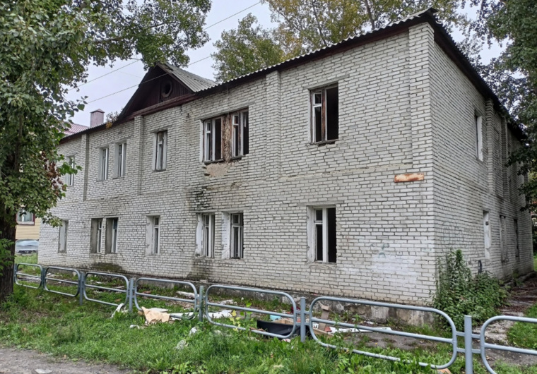 Дом по улице Ломоносова, 38 был признан аварийным в 2015 году