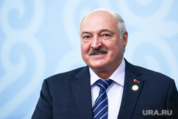 Совместное фотографирование глав независимых государств СНГ. Бишкек, Республика Киргизия, лукашенко александр