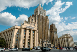 Виды Московского Кремля, здание МИД РФ и уличная фотография. 28 июня 2024., министерство иностранных дел рф, мид россии, мид рф