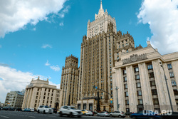 Виды Московского Кремля, здание МИД РФ и уличная фотография. 28 июня 2024., министерство иностранных дел рф, мид россии, мид рф