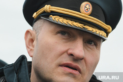 Министр по чрезвычайным ситуациям Александр Куренков и губернатор Курганской области Вадим Шумков на набережной у Кировского моста. Курган, куренков александр