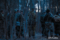 Военно-тактическая подготовка гражданского населения на полигоне. Пермь, тренировка, противостояние, боевики, военные, солдаты, лес, война, подготовка, конфликт, вооруженные силы, тайга, отдых, бойцы, зеленка, вооруженные люди, вооруженный человек, весна, солдат, мобилизация, сво, наемники, военный, бойцы сво