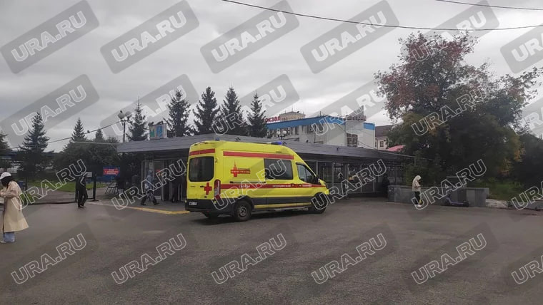 Движение на станциях быстро восстановили