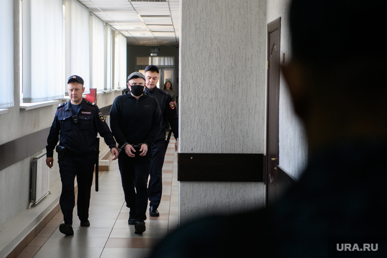 Оглашение приговора Сергею Зуеву в Орджоникидзевском районном суде. Екатеринбург 