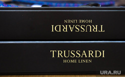 Магазин постельного белья Silkline. Екатеринбург, trussardi