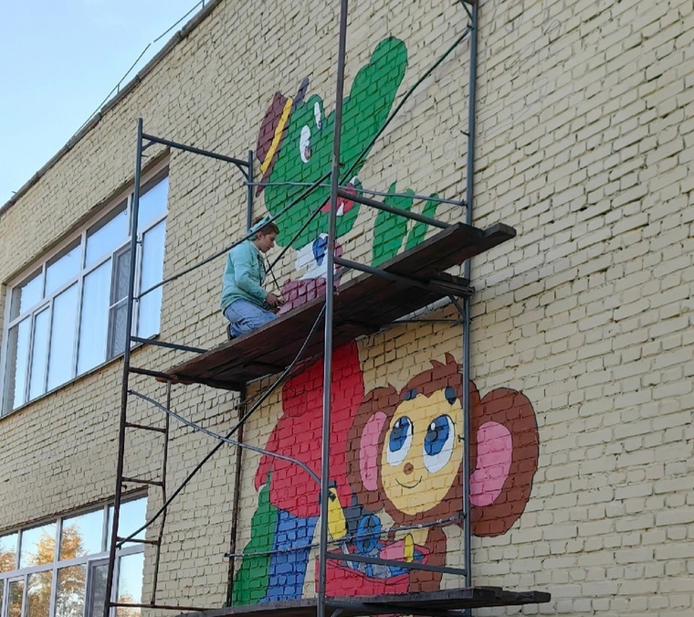 Дочь Елены Быструшкиной учится на дизайнера