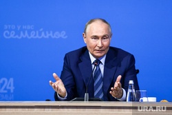 Владимир Путин на ВДНХ. Москва, путин владимир