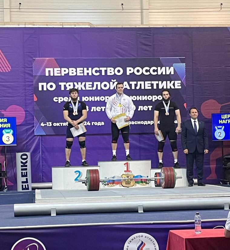 Михаил Подкорытов победил в весовой категории 89 килограммов