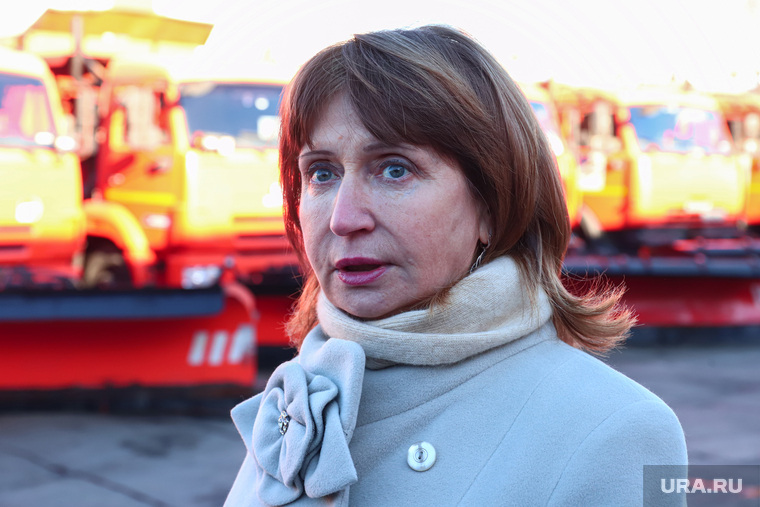 Визит Алексея Орлова в Верх-Исетское ДЭУ для контроля готовности уборочной техники к зимнему периоду. Екатеринбург