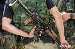 ФСБ, учения. Челябинск, боевики, военные, оружие, вооружение, амуниция, террористы, вооруженные люди, антитеррористические учения, контр-террористическая операция, дрг, диверсанты, диверсионно-разведывательная группа