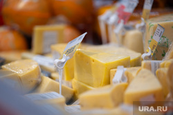 Продукты питания. Пермь, продукты, витрины, стелажи, сыр, молочная продукция, магазин