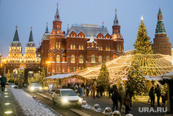 Новогодняя Москва. Москва., новогодняя елка, манежная площадь, гим, новый год, иллюминация, манежка, государственный исторический музей