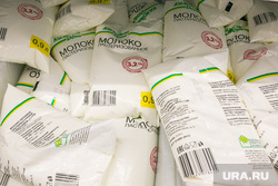 Продукты, овощи и фрукты. Тюмень, торговля, молочные продукты, молоко, пастеризованное молоко