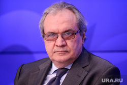Пресс-конференция  Валерия Фадеева и Марины Ахмедовой в пресс-центре "Россия Сегодня" на тему: "Ситуация в Курской области: преступления ВСУ и наемников". , фадеев валерий