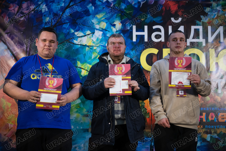 Третий чемпионат по поеданию пиццы. Екатеринбург 
