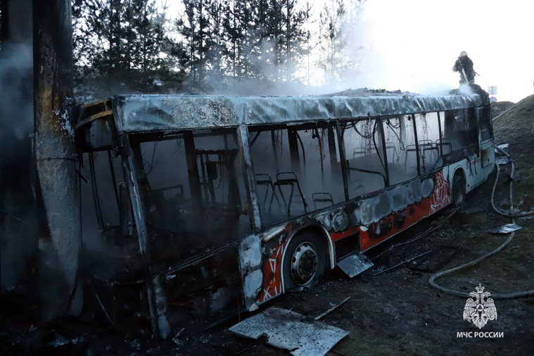 Огонь пожарные потушили быстро