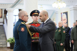 Артем Жога поблагодарил военных за верность стране