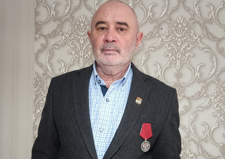Сам офицер