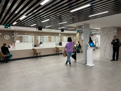 В целом пациенты положительно отзываются о работе врачей, но считают, что некоторых специалистов все же не хватает