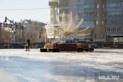 Каток "Ледок". Екатеринбург, каток, лед, цветок, инсталляция