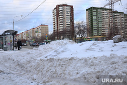 Уборка снега в Железнодорожном районе. Екатеринбург , улица техническая