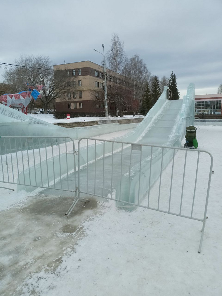 Ледовые городки в Миассе закрыты на неопределенный срок