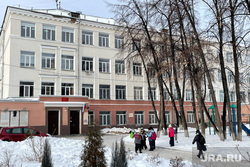 Ситуация с эвакуацией в школах. Челябинск, зима, ученики, дети, школа, школьники, 30 школа